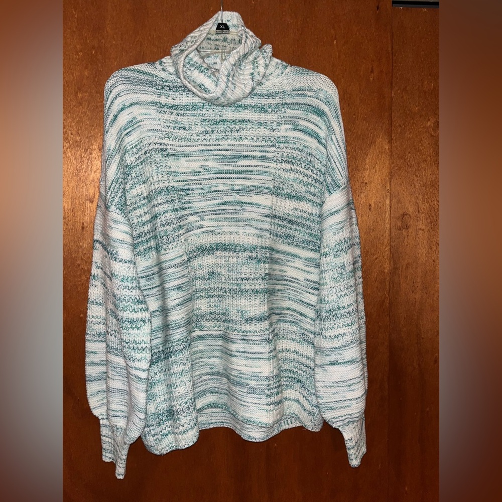 Women’s Liz Claiborne Sweater size XXL